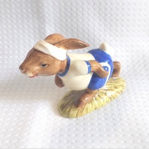 Jogging Bunnykins Figurine Running Rabbit England 1982 Royal Doulton